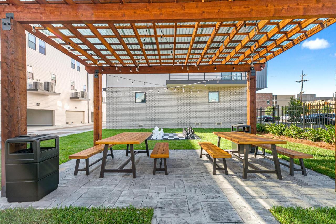 New Construction Elegant Villas New Orleans Exterior photo