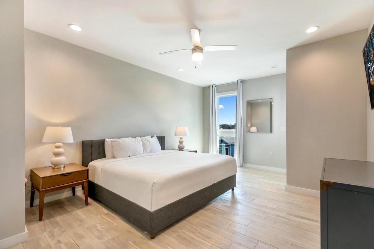 New Construction Elegant Villas New Orleans Exterior photo